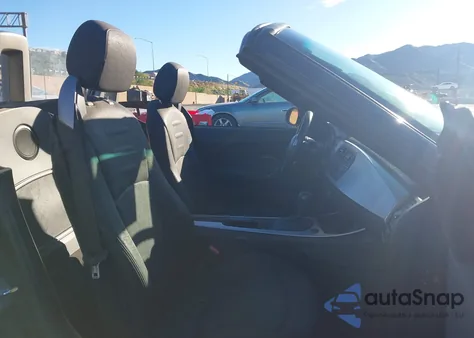 2005 BMW Z4 2.5I z USA, uszkodzony, nr VIN 4USBT33525LS55869